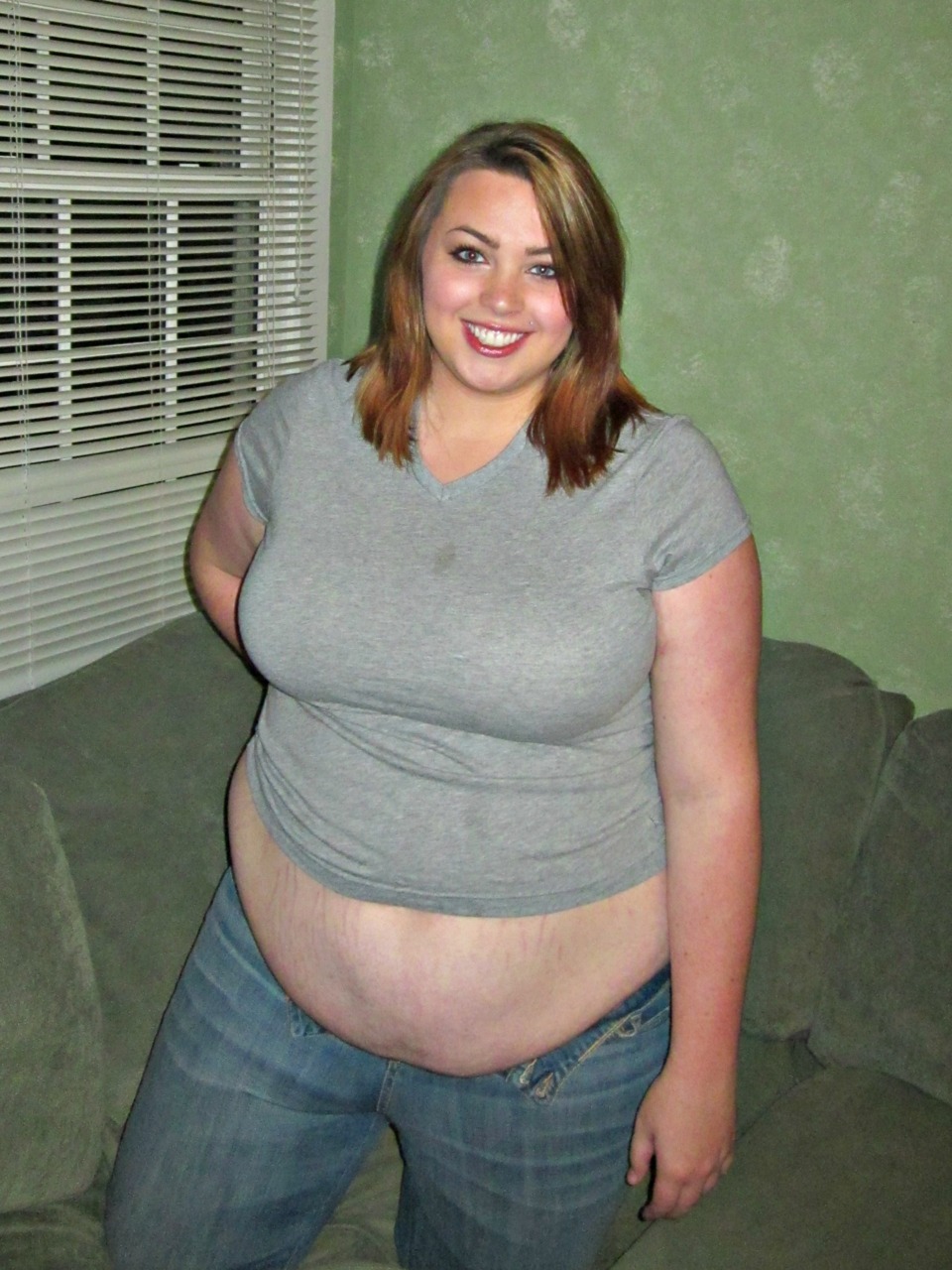 onlycutechubbygirls:  Hey everyone! It’s been awhile since I’ve submitted anything,