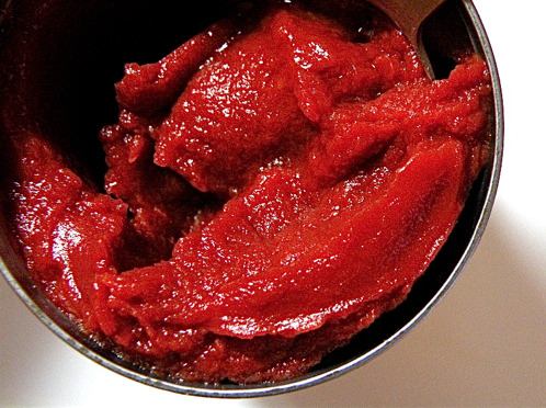 KILLIN’ EM SLOWLY AT THE SCHOOL CAFETERIA
We all know that the U.S. Department of Agriculture announced that tomato paste is a vegetable, so we can all give a big sigh of relief and go back to watching our regularly scheduled programming. Phew! I was...