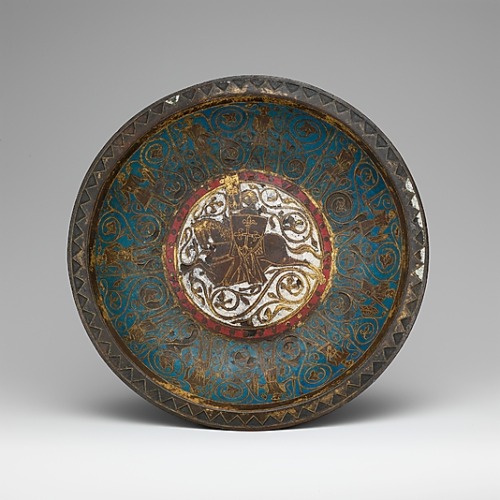 A gemellion, or hand basin, from ca. 1250-1275. It&rsquo;s made of copper and enamel and is decorate