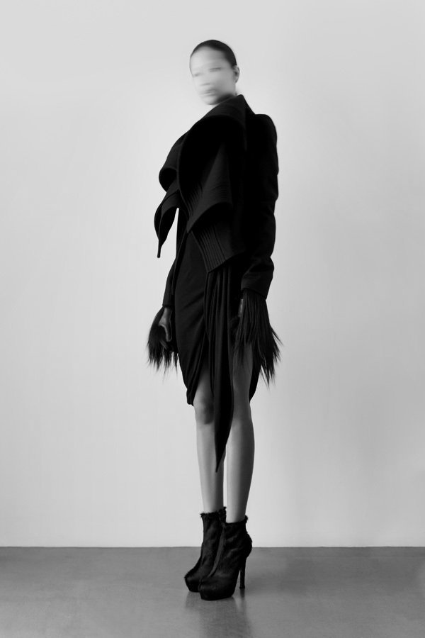 black-and-white-beauty:  matthieu belin 