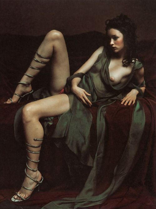 lingerielesbian:  femaleshapes:  Mario Sorrenti adult photos