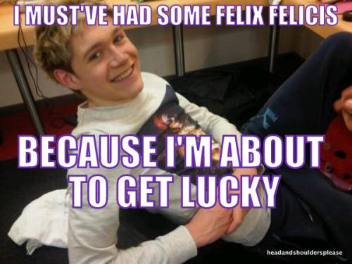 everythingislarrystylinson:  onedirectionn:  ayeliam:  headandshouldersplease:  Niall Horan uses Harry Potter pick up lines.  the last one lmfao  The laugh I just laughed was not human..  WHAT SHE SAID ^ 