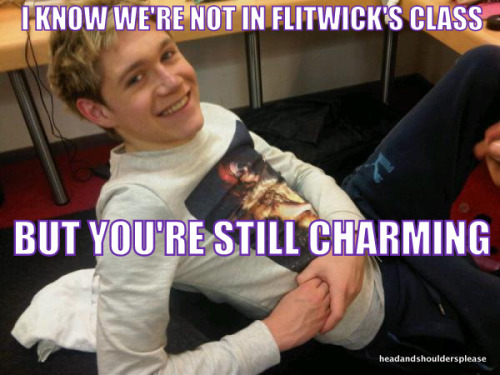 everythingislarrystylinson:  onedirectionn:  ayeliam:  headandshouldersplease:  Niall Horan uses Harry Potter pick up lines.  the last one lmfao  The laugh I just laughed was not human..  WHAT SHE SAID ^ 