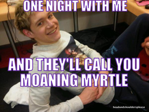 everythingislarrystylinson:  onedirectionn:  ayeliam:  headandshouldersplease:  Niall Horan uses Harry Potter pick up lines.  the last one lmfao  The laugh I just laughed was not human..  WHAT SHE SAID ^ 