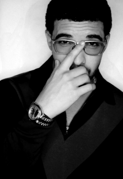 wherezmymind:  Drake swag Follow For More (: 
