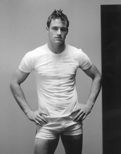 preppygayjock:  Hot 
