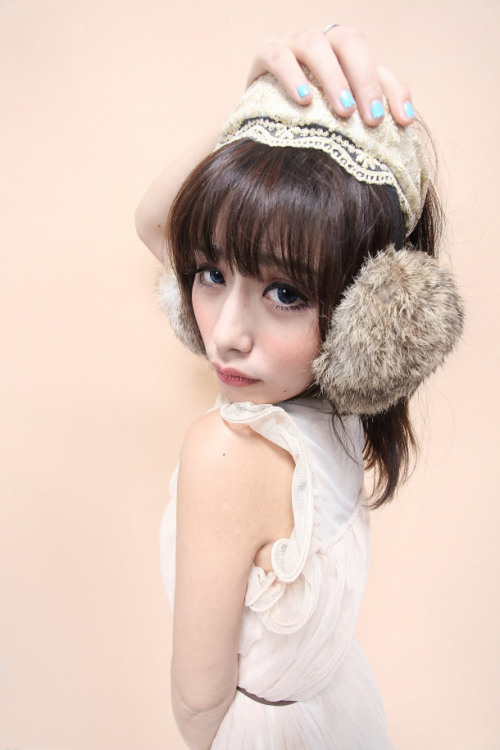 Cute Chinese girl Liu Yiyan from Shanghai More chinese girls