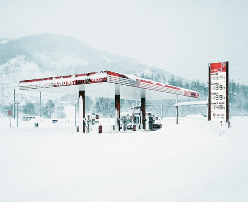 fractionmagazine:  untitled by Daniel Gebhart de Koekkoek on Flickr.