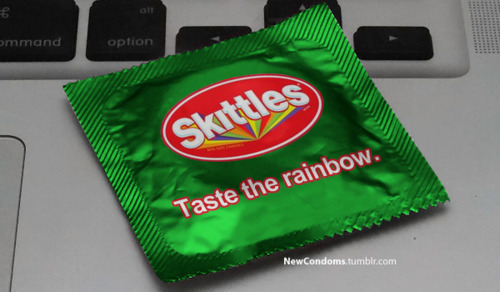 por eso es q le gustan los skittles