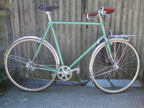 ennaland: 1972 Jeunet 630 Porteur by somervillebikes on Flickr.