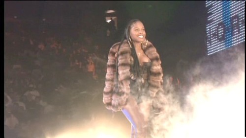 foxxboogieakamahoganybrown:  Foxy Brown@ Jay-z Fade to Black concert 