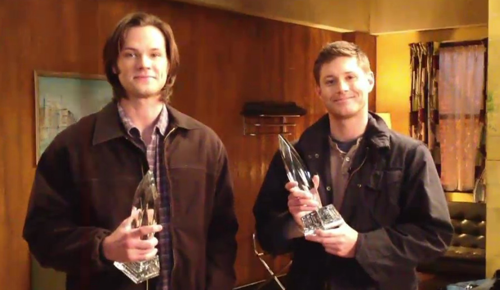 axlaxfoliexx:
“ Jared Padalecki and Jensen Ackles
”
The Peoples Choice Awards didn’t have them on the show because it wouldn’t be fair to anyone else.
I mean, with these two in the room, all anyone would be able to do is stare at them. The camera man...