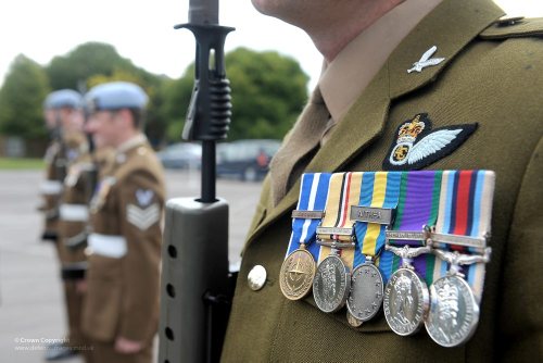nemoi:Army Air Corps Soldiers on Parade at Middle Wallop (via Defence Images)
