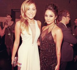 Miley Cyrus and Vanessa Hudgen &lt;3