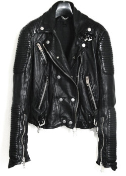 f-a-d-e-to-black:  4-n-g-l-e-s:  Grunge. ☨  Yo quiero :(