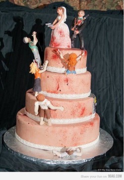 9gag:  Awesome wedding cake is awesome! 