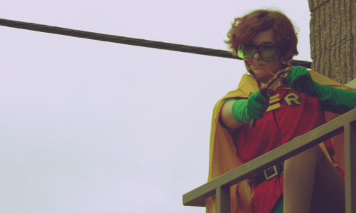 ealperin:comicbookcosplay:Carrie Kelley Robin - The Dark Knight Returns by =YotanSubmitted by l