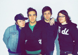 falloutboyneverdie:  I love you, Fall Out