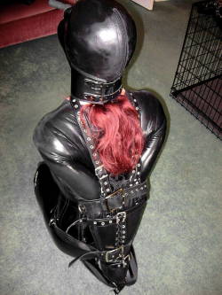 LeatherTightly