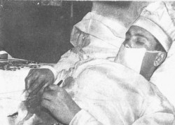the-cellardoor:  In 1961, Leonid Rogozov, 27, was the only surgeon in the Soviet Antarctic Expedition. During the expedition, he felt severe pain in the stomach and had a high fever. Rogozov examined himself and discovered that his appendix was inflamed