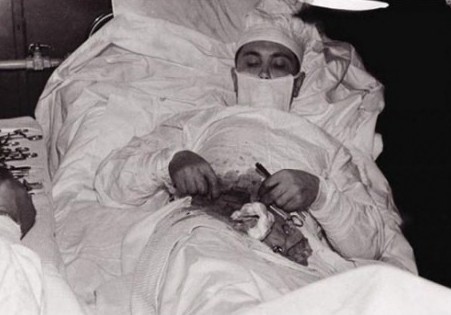 the-cellardoor:  In 1961, Leonid Rogozov, 27, was the only surgeon in the Soviet Antarctic Expedition. During the expedition, he felt severe pain in the stomach and had a high fever. Rogozov examined himself and discovered that his appendix was inflamed