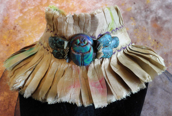 tampasteampunk:   Scarab beetles from gloryhounddesigns’s collection. This would