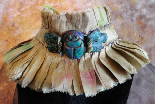 tampasteampunk:   Scarab beetles from gloryhounddesigns’s collection. This would go perfectly with my Egyptian outfit. Who says steampunk can’t take inspiration from ancient Egypt?   
