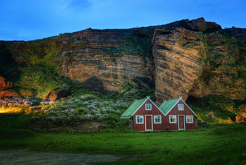 Farmhouse and Roosting Birds at Dusk (by Stuck in Customs)