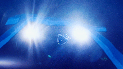 cosyprisons:  “It’s a diamond. Yes. 56 carats. It was once worn by Louis the Sixteenth. They call it Le Coeur de la Mer - The Heart of the Ocean.” 