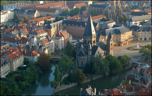 by Πichael C. on Flickr.Ile de Saulcy and Temple Neuf on Metz, France.