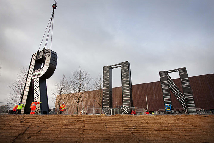 London, UK
Workers install artist Monica Bonvicini’s RUN sculpture in the plaza of the London 2012 handball arena (via guardian.co.uk)
Run… handball… run… handball… Am I missing something?