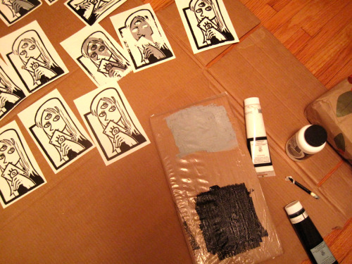 The Giant Robot Printed Matter 10 show is happening tonight! I’ve got a small lino piece in it along side a bunch of other really cool kids. Check it out!  http://www.giantrobot.com/gr2/