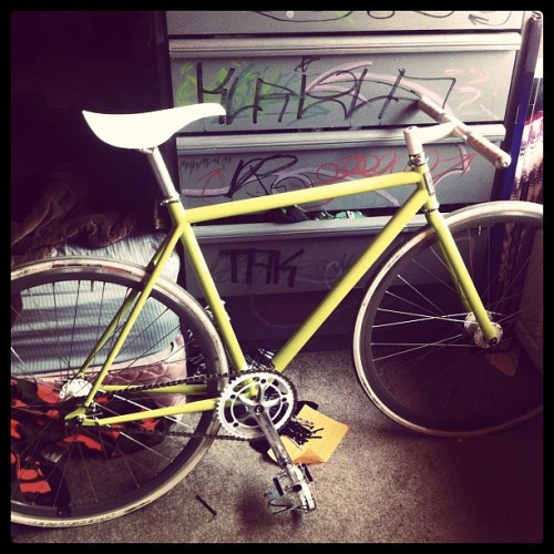 darkuj: Fixie’n it (Taken with instagram)