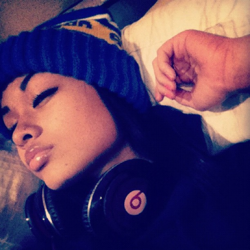 shesbombb:  shesbombb.lolspots.com