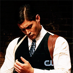 balthazarsfavoritevneck:  #danneel better have told him to fuck her with that suit