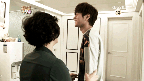 (ღ˘⌣˘ღ)