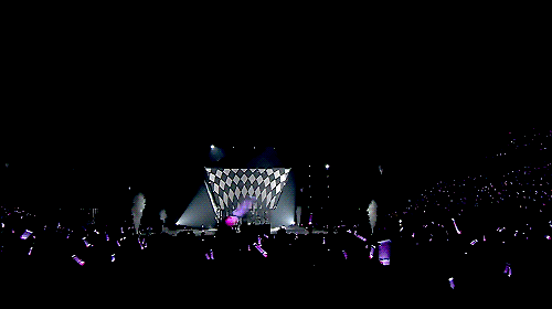 farfromfantasy:  &lt;3 