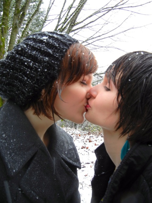 wanting-it-bad:  My lesbian lover and I in adult photos