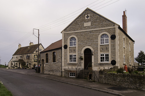 The Rose &amp; Crown pub and the former schoolhouse, Pucklechurch, Gloucestershire