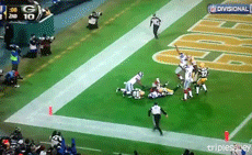 triplesalley:  January 15, 2012 - Giants vs. Packers Eli Manning throws a hail mary