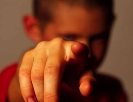 sorespirando:  Acostume-se com decepções, pois o mundo não foi feito só pra você