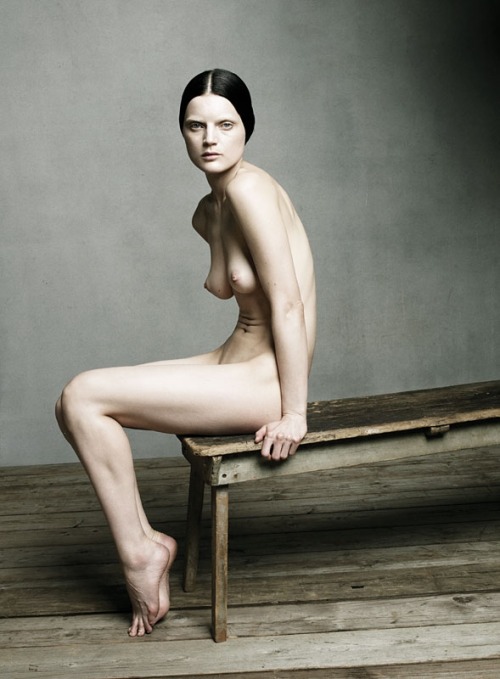 Porn pussylequeer:  Guinevere Van Seenus by Daniel photos