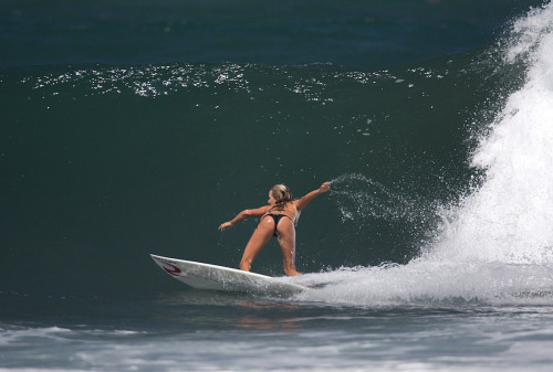 gostosurasetravessuras: Surf! GeT. macholandia: Alana Blanchard