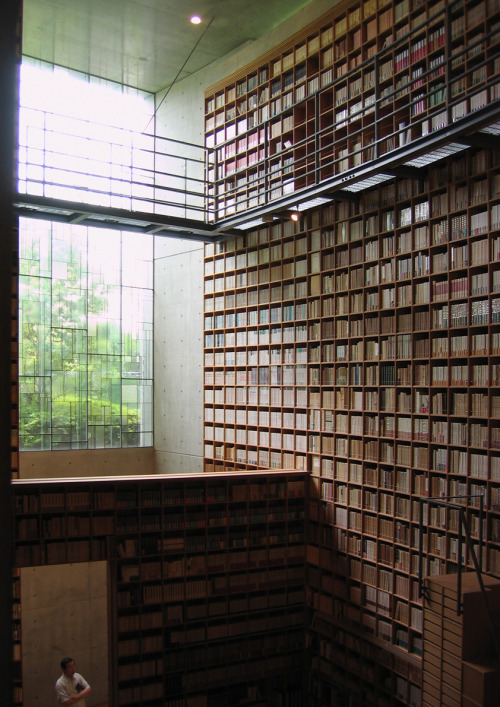 bookshelfporn:Library at the Shiba Ryōtarō Memorial Museum by Tadao Ando. (via teachingliteracy + 