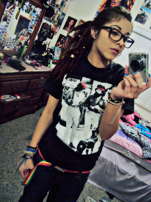 aaa-riel:  Hey tumblr do I make a hot tomboy? ;) 