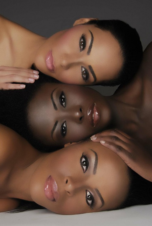 cocobdemure:  Black is beautiful in any shade 