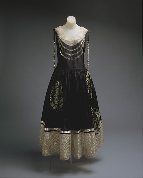 Robe de Style Jeanne Lanvin, 1924 The Metropolitan Museum of Art