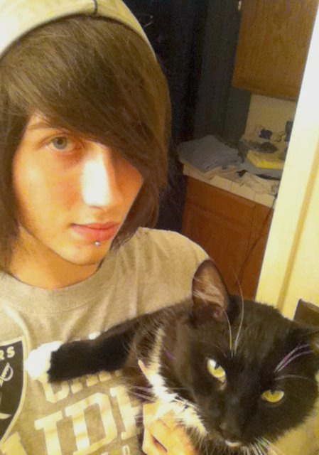 wonder-whats-next:  My kitty