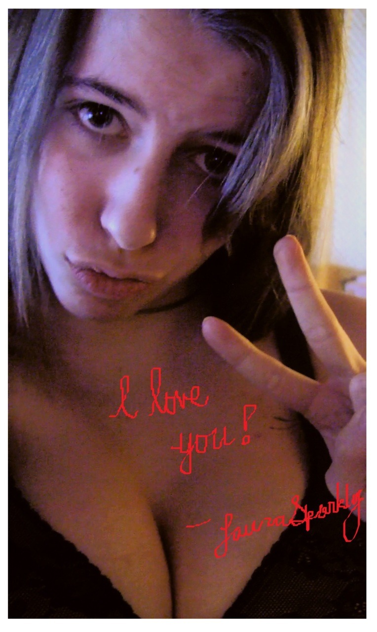 laurasparkling:  thanks guys for retweeting my video since I got my goal of 20 people