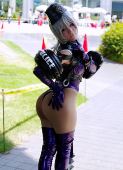 thickasians:  Comiket booty 